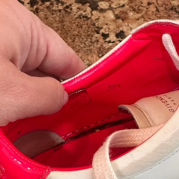 Givenchy White and Pink Lace-Up Sneakers - Picture 8 of 10